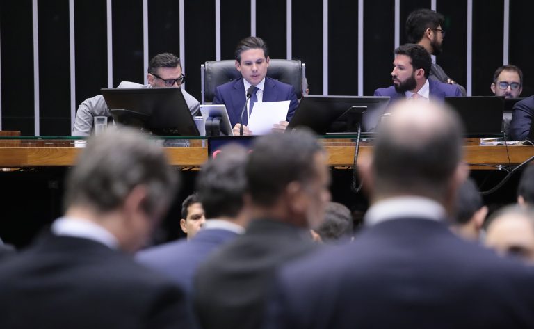 Discussão e votação de propostas legislativas. Presidente da Câmara dos Deputados, Hugo Motta (REPUBLICANOS - PB)